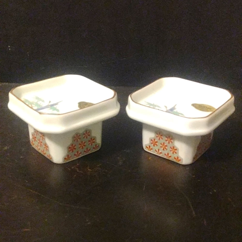 Arita 2 Small Asian Porcelain Pedestal Serving Dishes